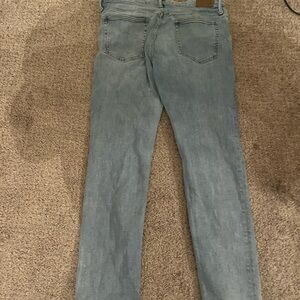 Gap 32x32 Slim Jeans